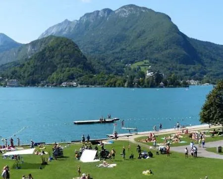 Centre, 100 M Lac Appartamento
